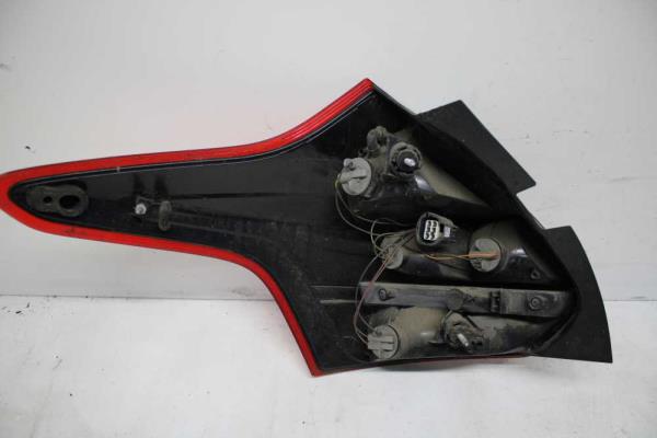 FEU ARRIERE DROIT FORD FOCUS 5PORTES 2/2011-2014 - Vue 2